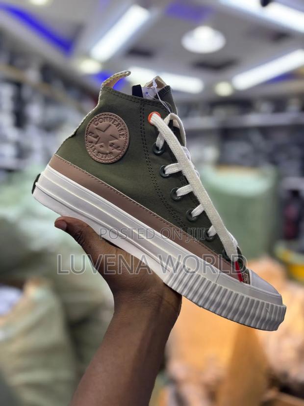 Converse Chuck 70 Crafted Leather - main view