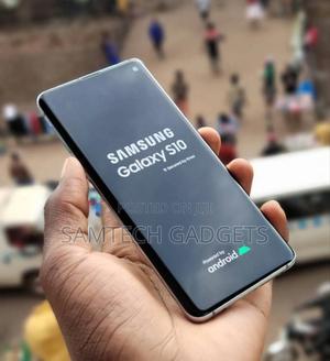 Samsung Galaxy S10 128 GB Gray - thumbnail 2