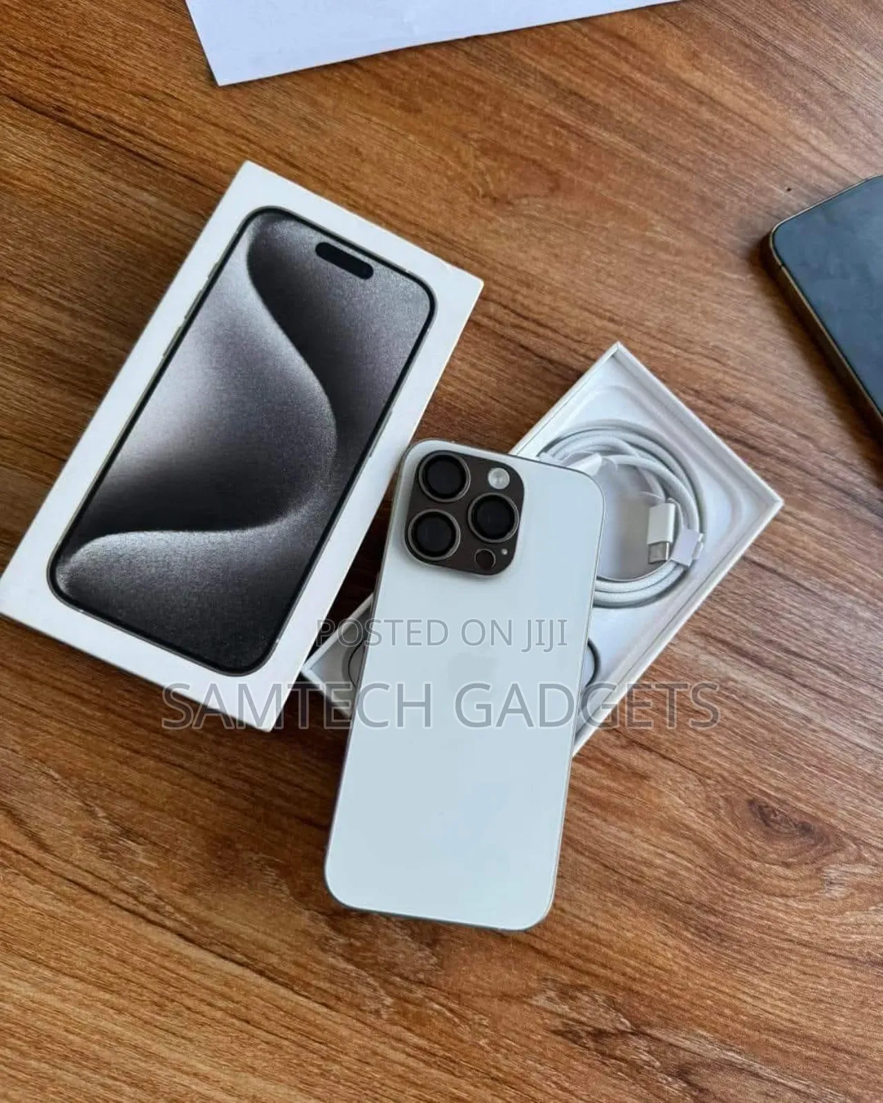 Apple iPhone 15 Pro Max 256 GB Gray