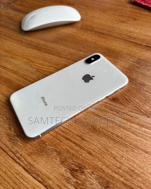 Apple iPhone X 64 GB White - thumbnail 3