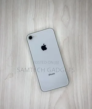 Apple iPhone 8 64 GB White