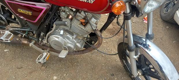 Motorcycle 2023 Red - thumbnail 2