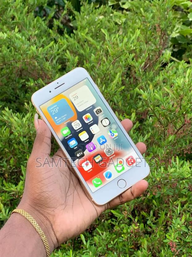 Apple iPhone 7 Plus 128 GB Gold - thumbnail 3