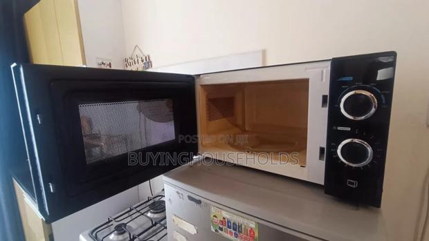 Ramtons Microwave - thumbnail 2