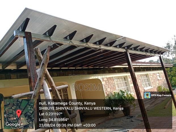 Polycarbonate and Glass Shade - main view