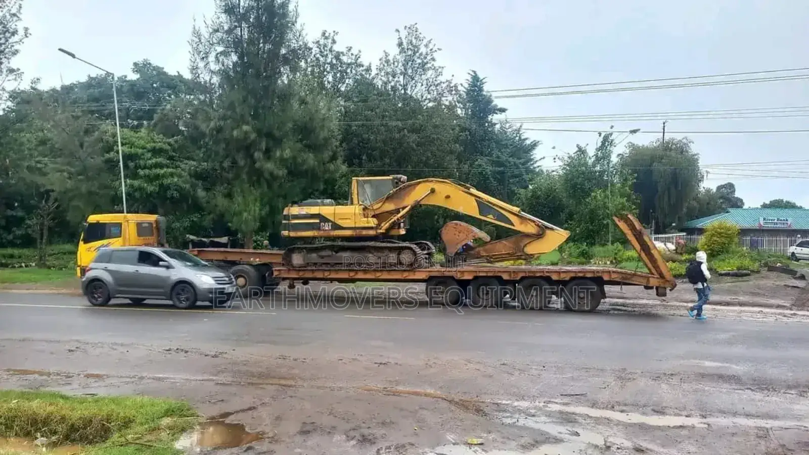 Excavator (From 30 Tonnes) Hire