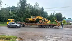 Excavator (From 30 Tonnes) Hire
