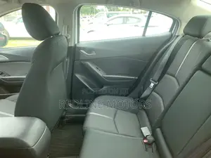 Mazda Axela 2018 White