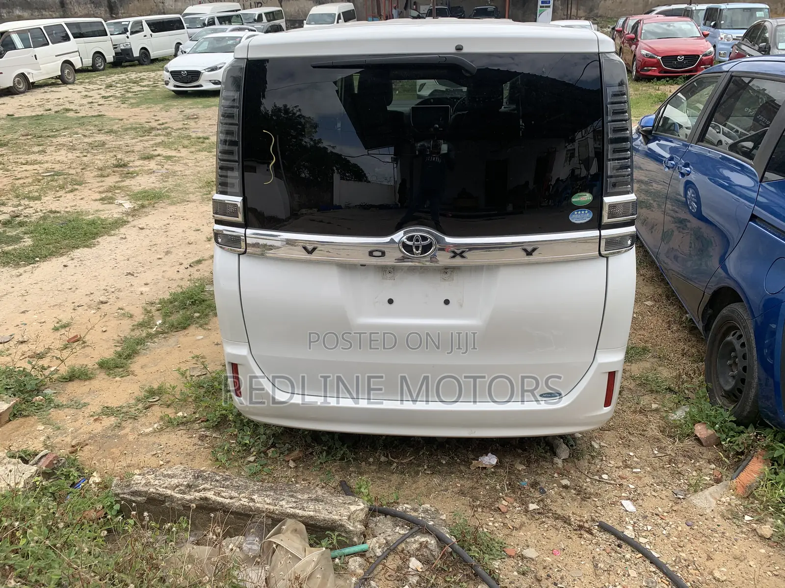 Toyota Voxy 2018 White