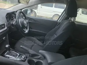 Mazda Axela 2018 Off white