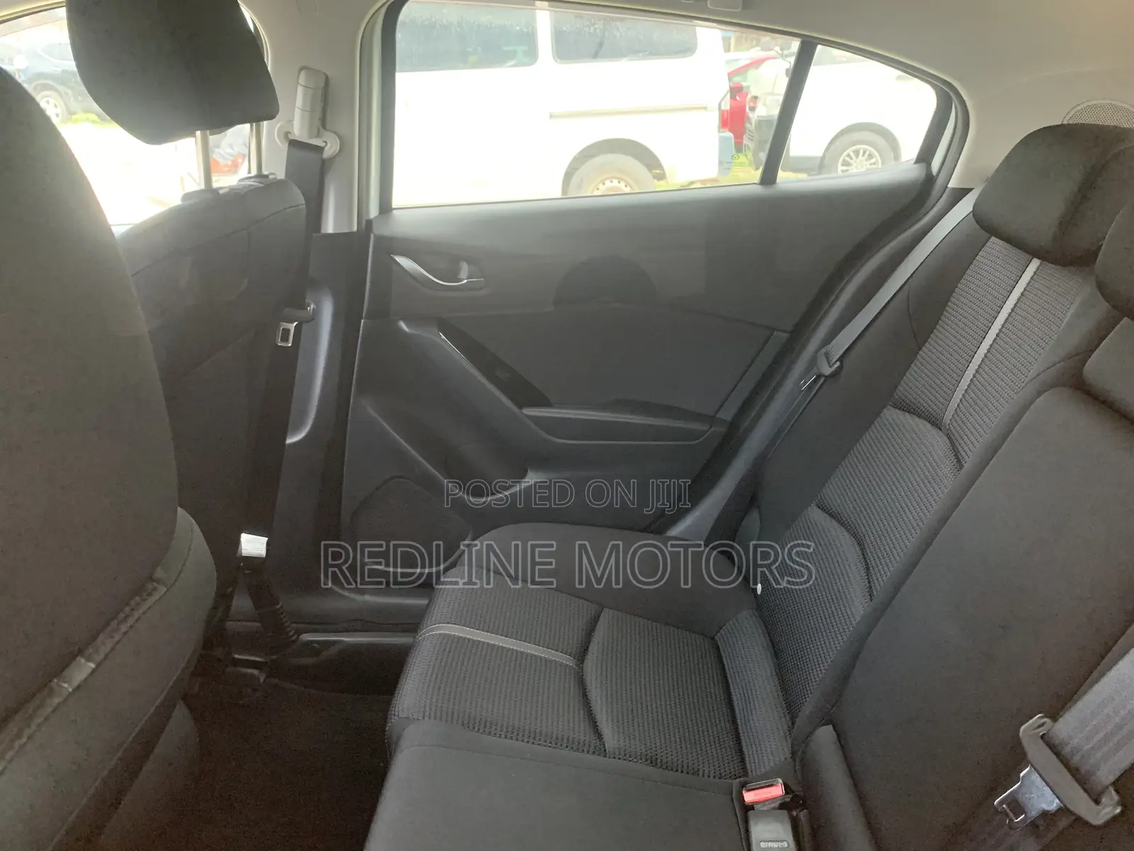 Mazda Axela 2018 Off white