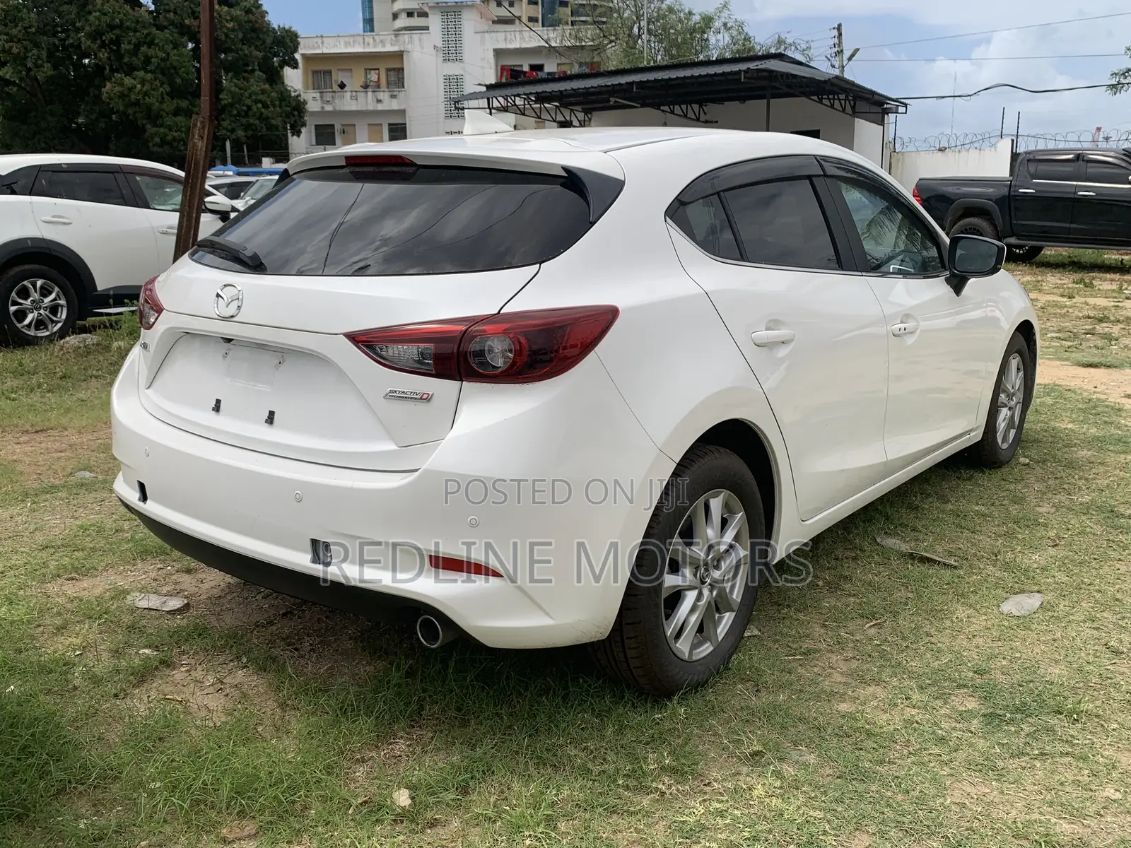 Mazda Axela 2018 Off white