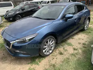 Mazda Axela 2018 Blue