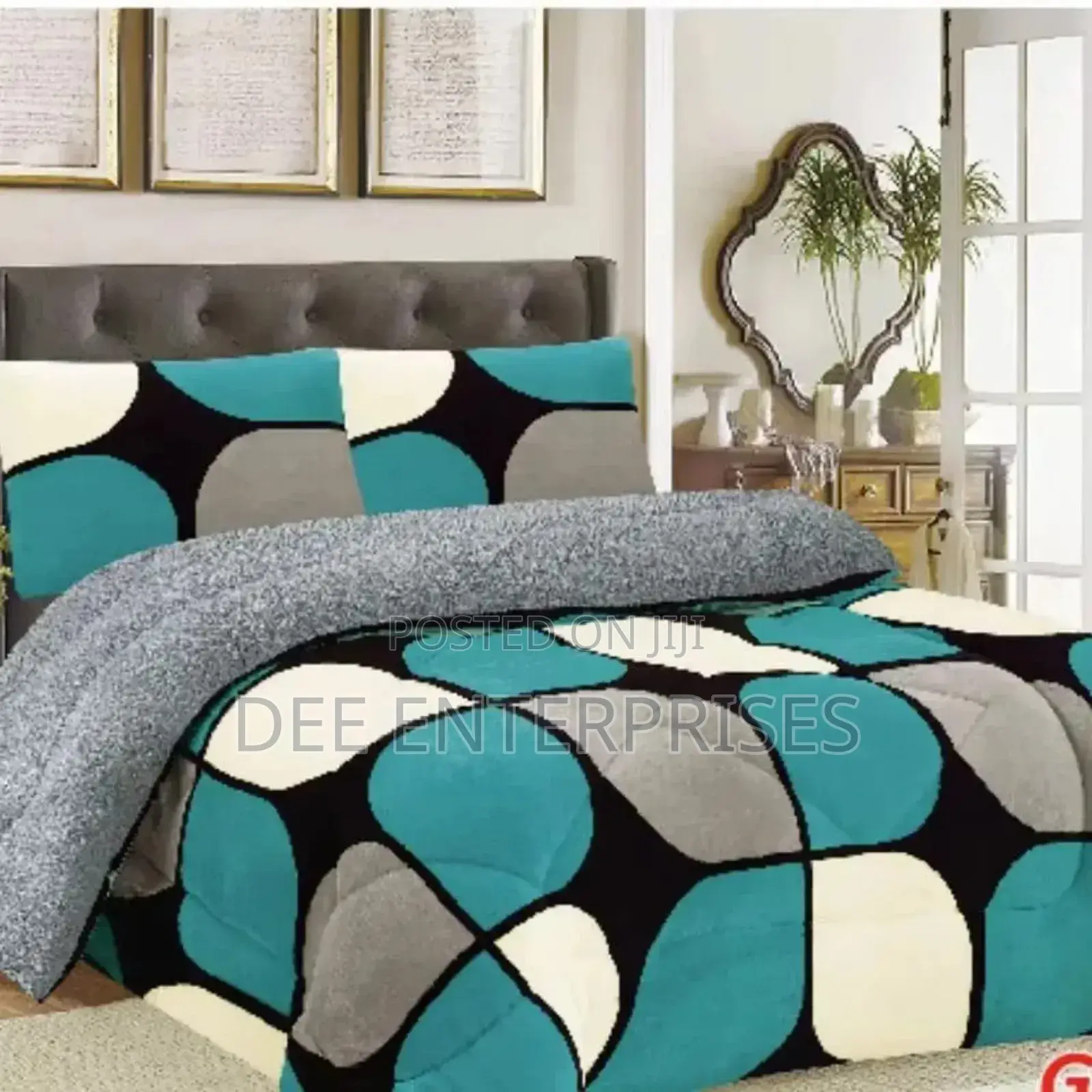 Available Single Woollen Duvets Size: 5*6