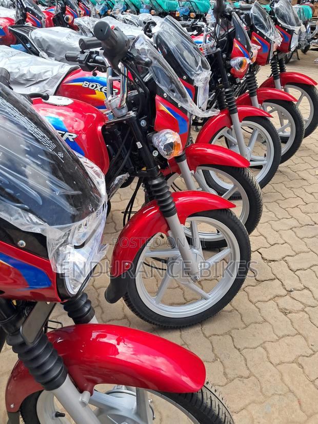 New Bajaj Boxer 125 2025 Red - thumbnail 3