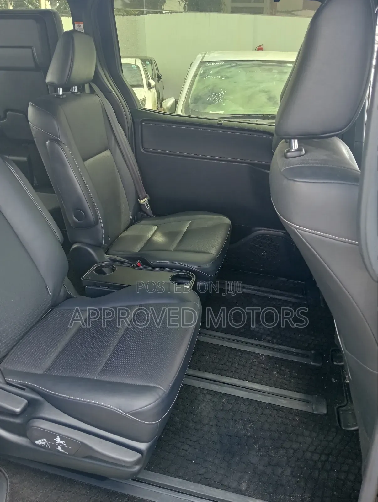 Toyota Esquire 2018 Black