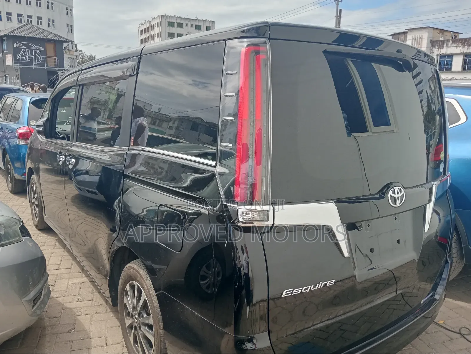 Toyota Esquire 2018 Black