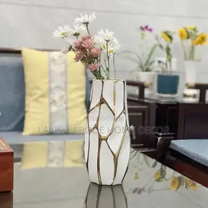 Beautiful Ceramic Flower Vase White With Gold Details
