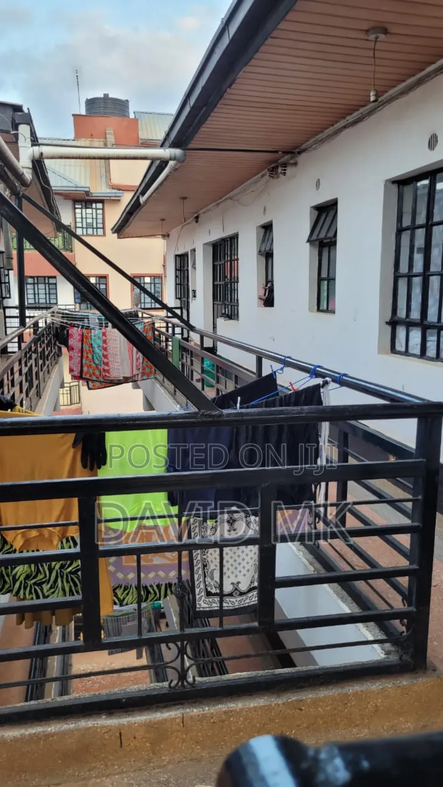 20bdrm Apartment in Ruaka Town for sale