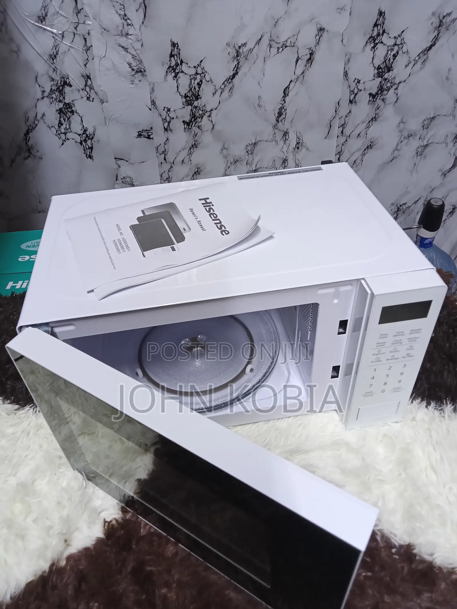 20 Liters Hisense Microwave Oven, Digital