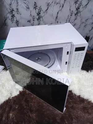 20 Liters Hisense Microwave Oven, Digital