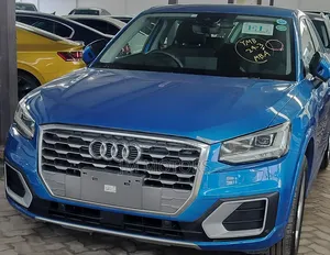 Audi Q2 2018 Blue