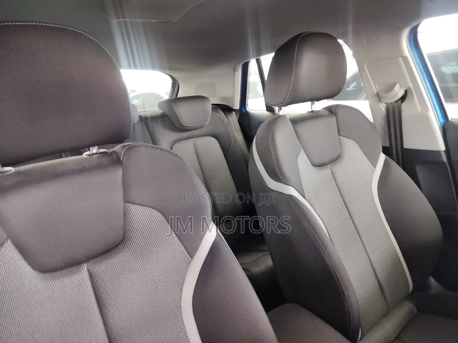Audi Q2 2018 Blue