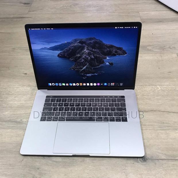 Laptop Apple MacBook Pro 2016 16GB Intel Core I7 SSD 512GB - main view