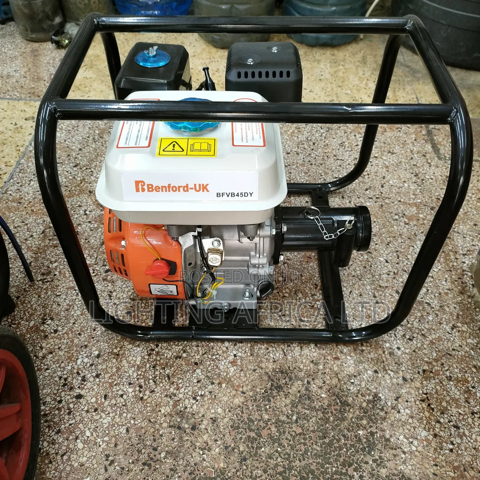 New Bedford Uk Brand Commercial Lock Type Petrol Concrete Vibrator