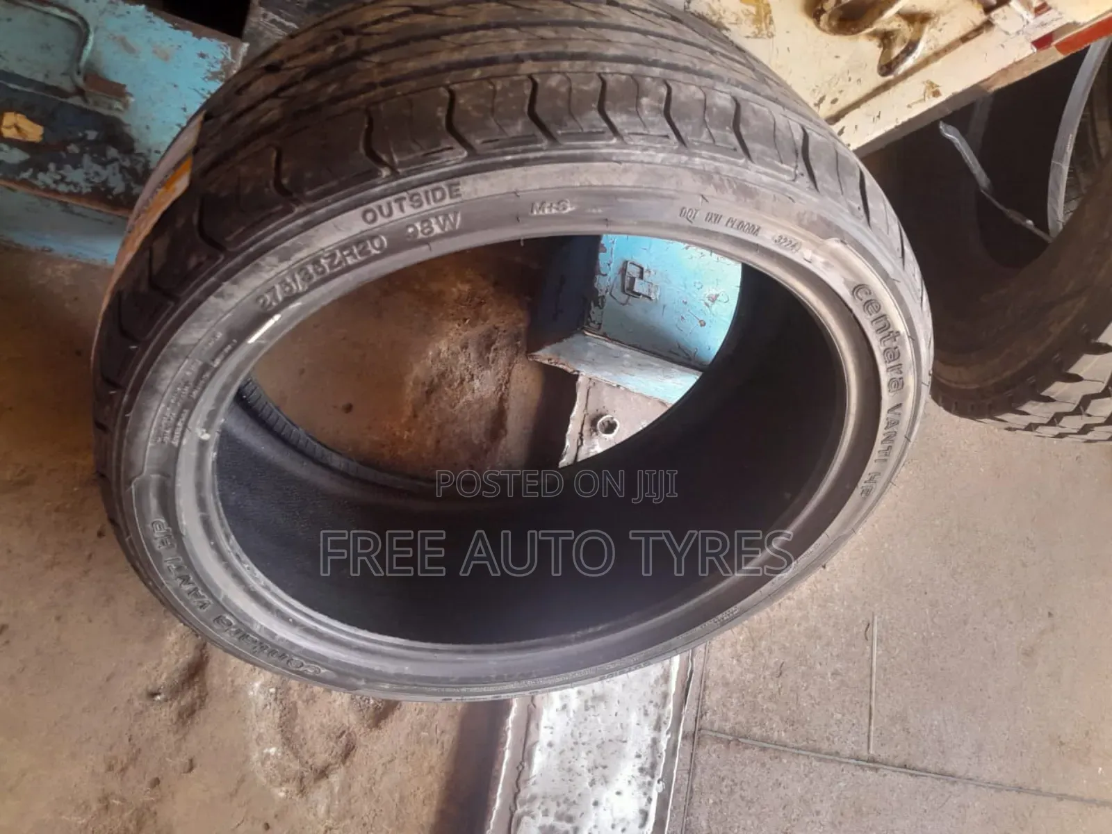 275/35r20 Centara