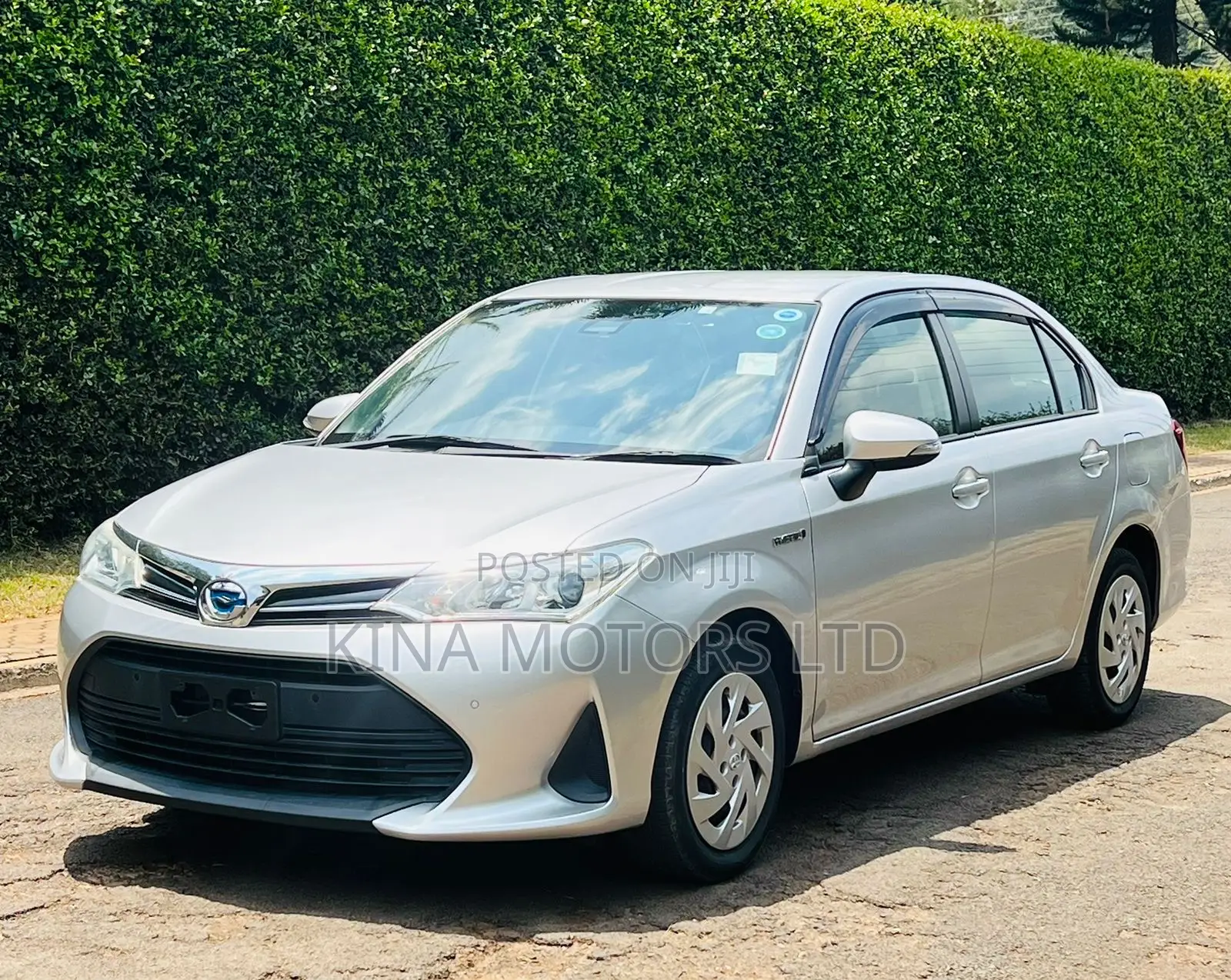 Toyota Axio 2018 Silver