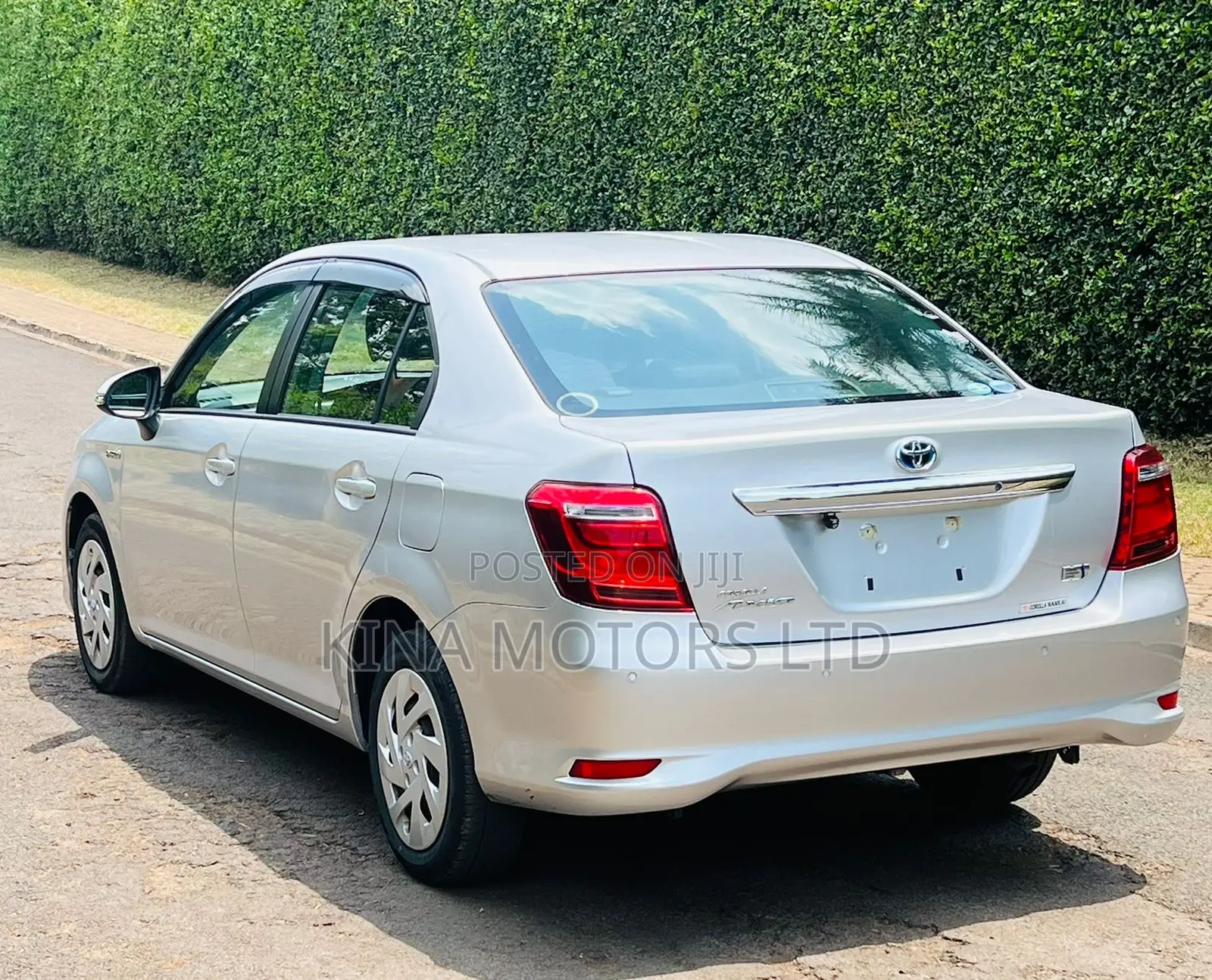 Toyota Axio 2018 Silver