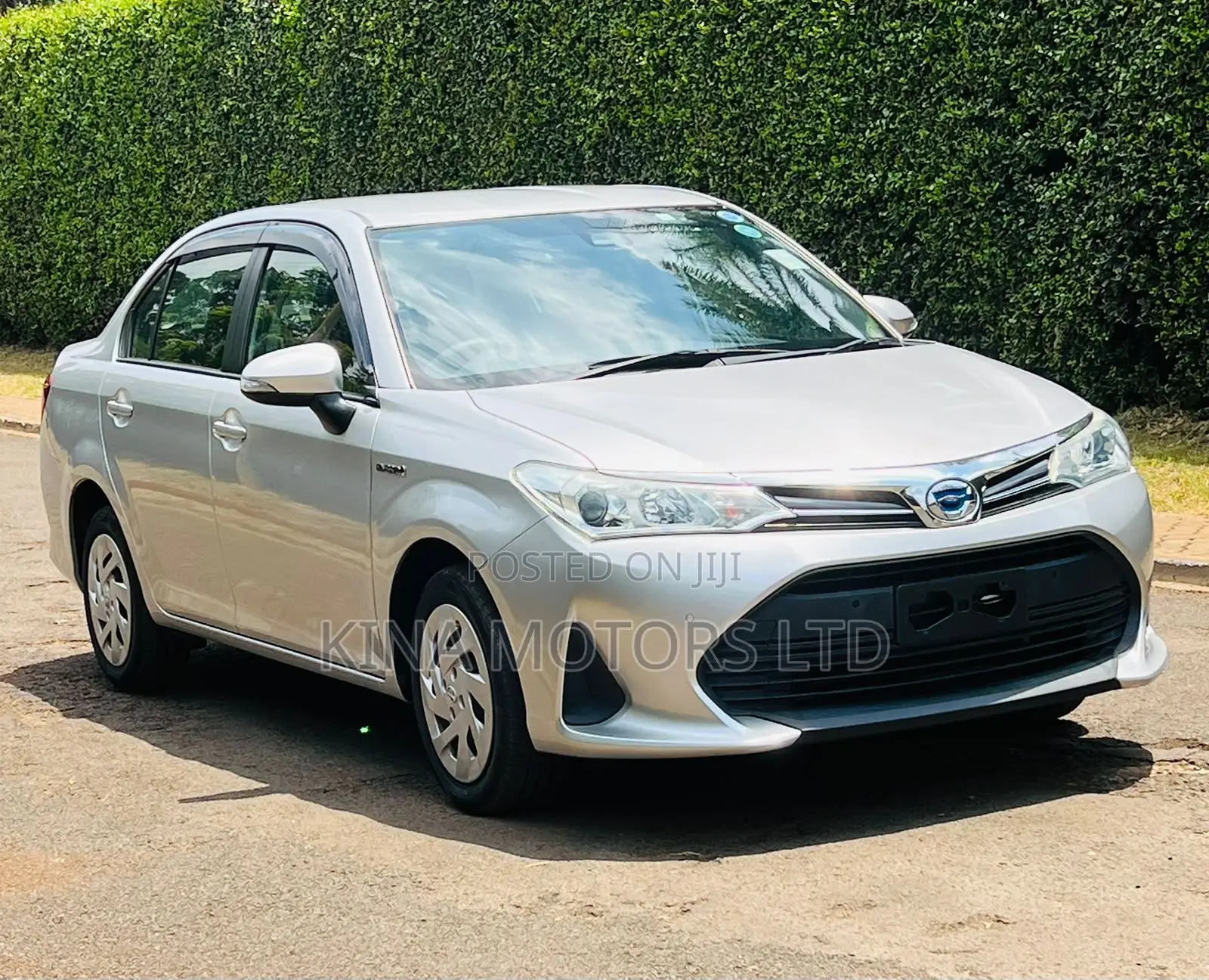 Toyota Axio 2018 Silver