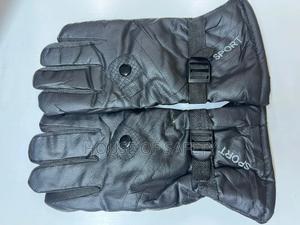 Black Leather Gloves . - thumbnail 2