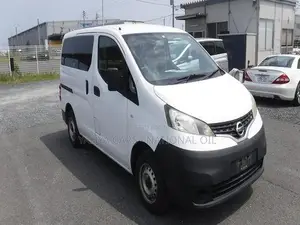 Nissan NV200 2018 White