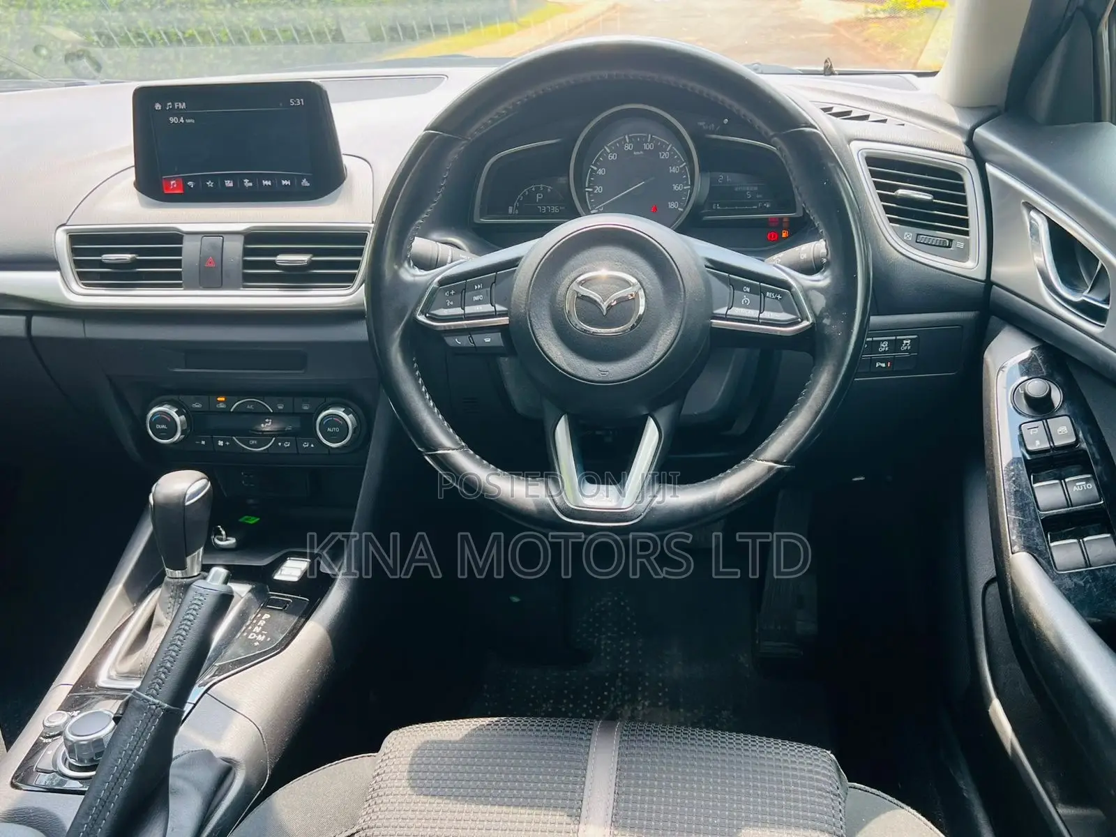 Mazda Axela 2018 Silver