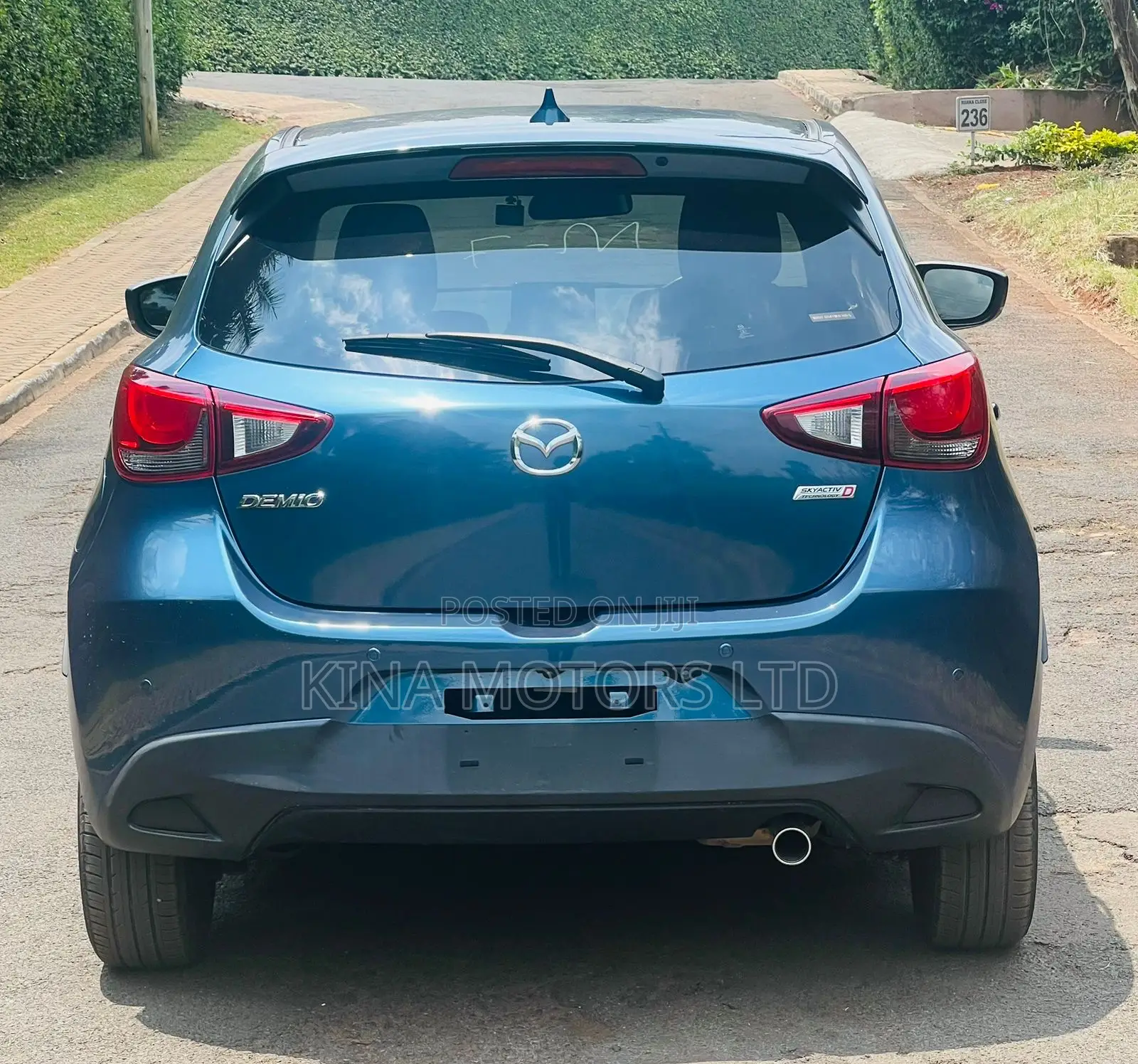 Mazda Demio 2018 Blue