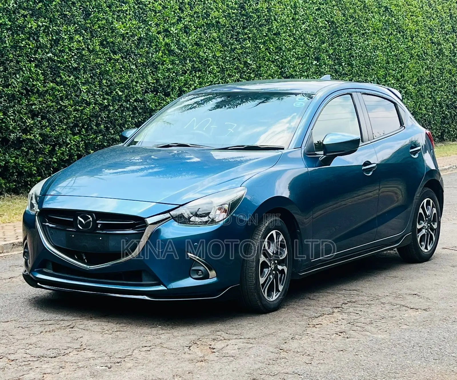 Mazda Demio 2018 Blue