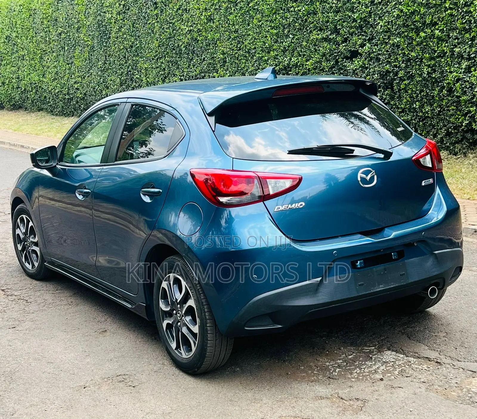 Mazda Demio 2018 Blue