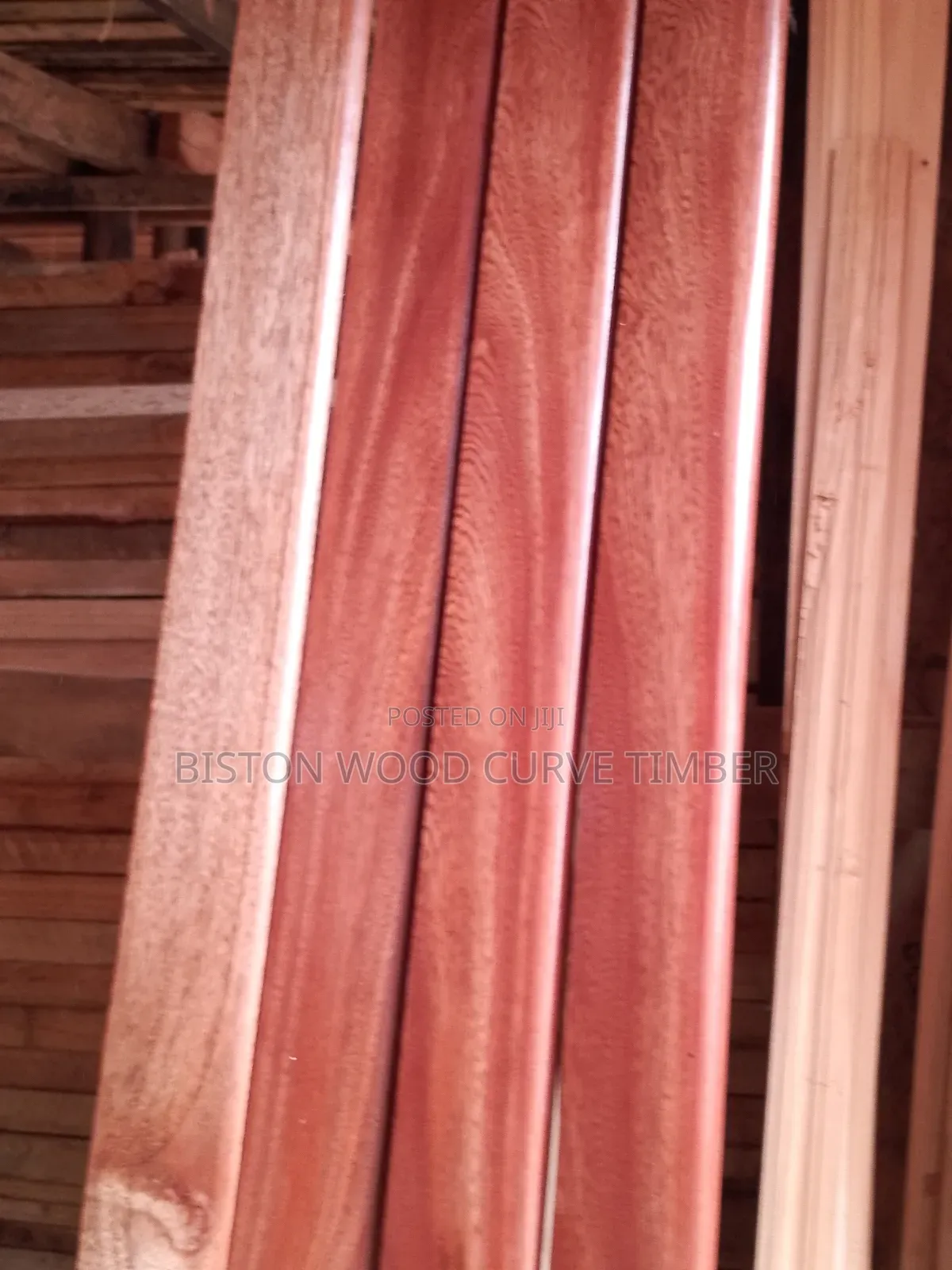 Skirting Mahogany