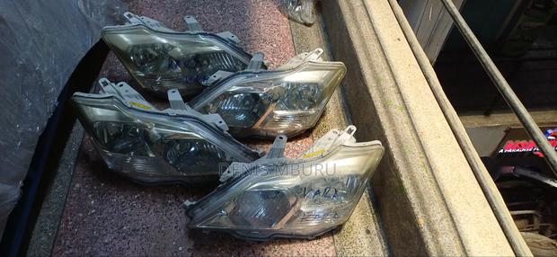 Premio 260 Xenon Headlights - thumbnail 2