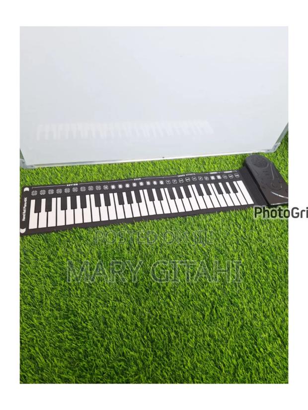 Foldable Piano at - main view