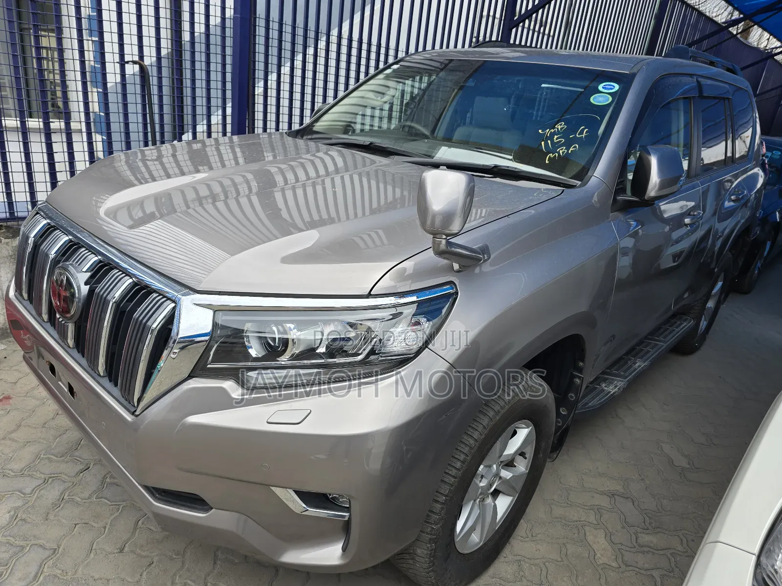 Toyota Land Cruiser Prado 2018 Gold