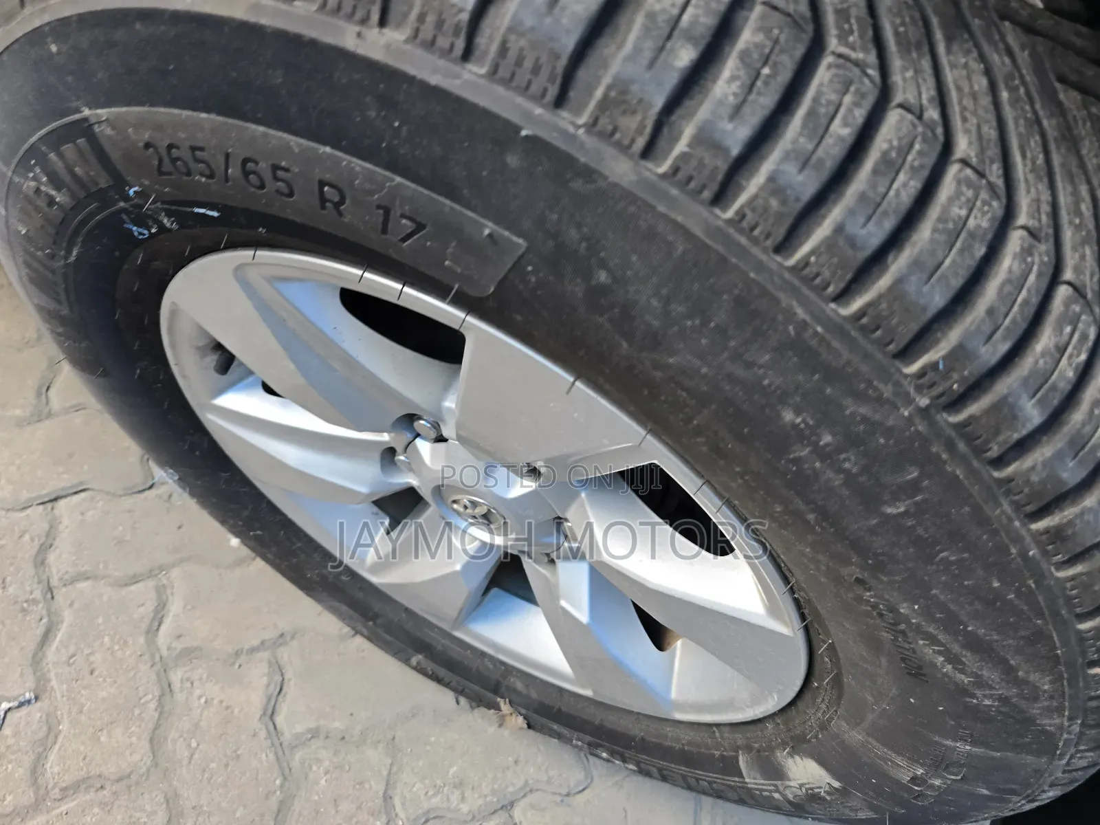 Toyota Land Cruiser Prado 2018 Gold