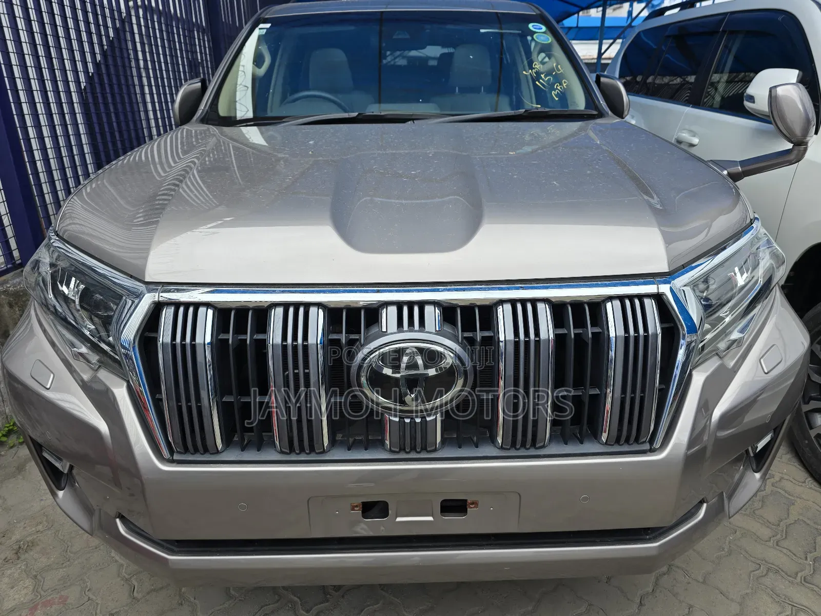 Toyota Land Cruiser Prado 2018 Gold
