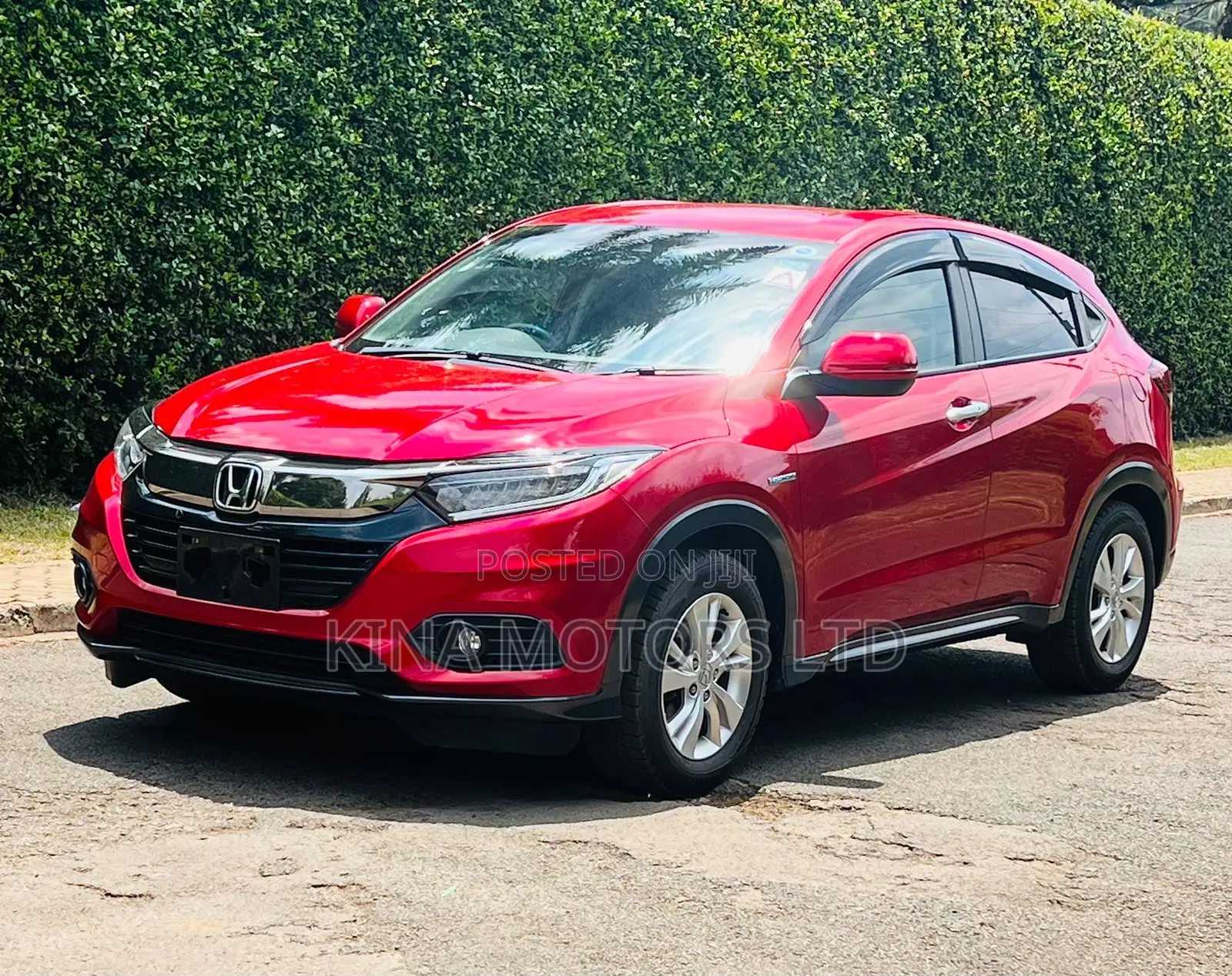 Honda Vezel 1.5 Hybrid 4WD 2018 Red