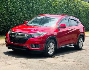 Honda Vezel 1.5 Hybrid 4WD 2018 Red