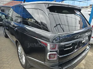 Land Rover Range Rover Vogue 2019 Black