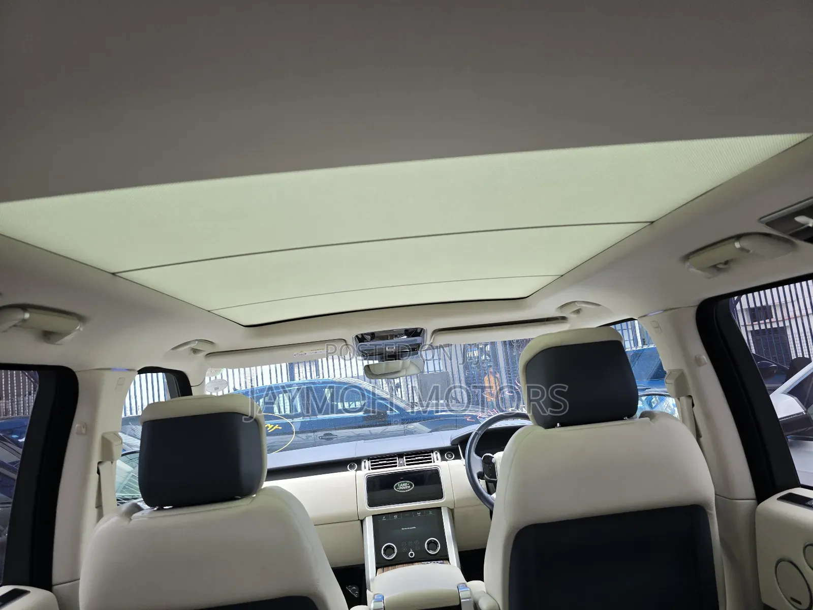 Land Rover Range Rover Vogue 2019 Black
