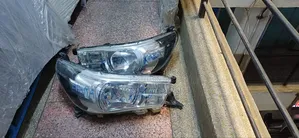 Toyota Hilux 2012-2015 Headlights